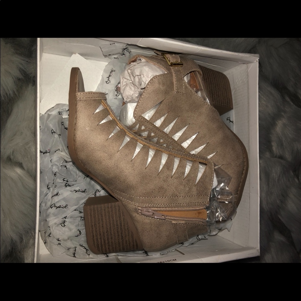 Qupid brand open toe boots